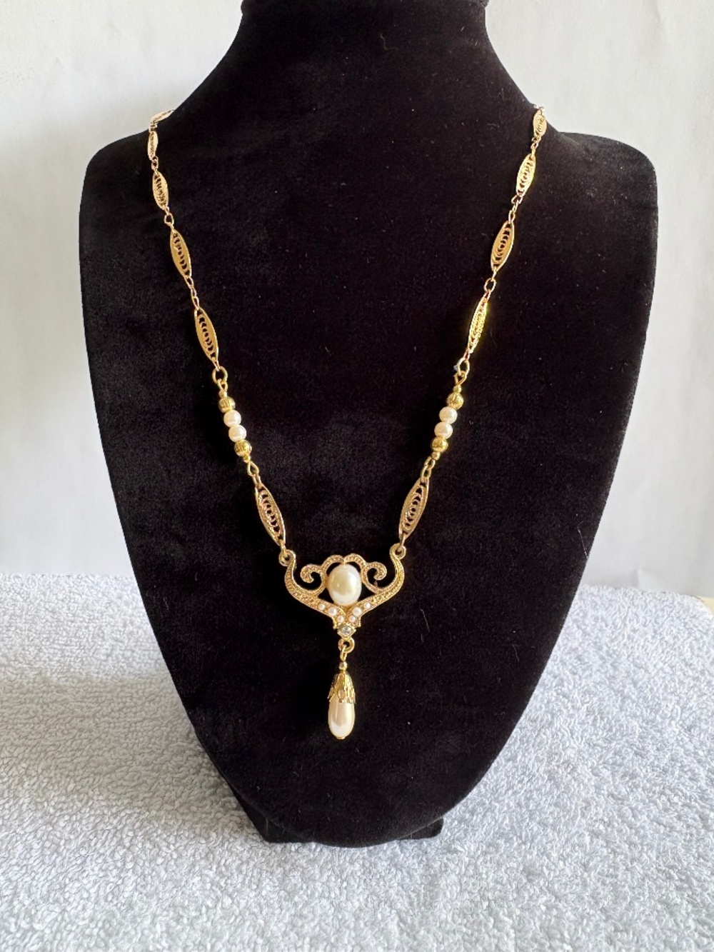 Vintage 1928 Jewelry Co Filigree Pearl Drop Necklace